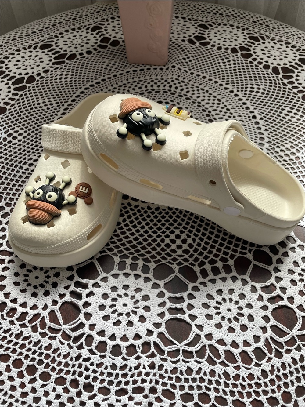 Kids Cream Clog Shoes with Fun Charms